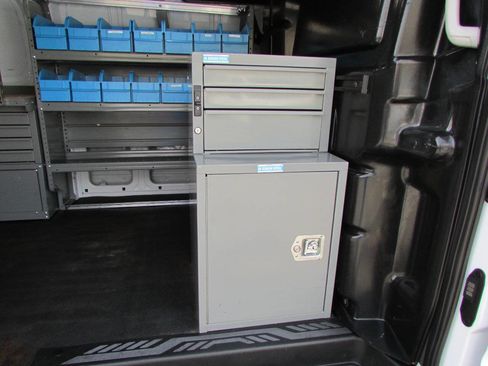 Used 2023 Ford Transit 250 Low Roof RWD image 27