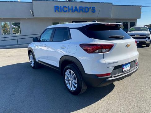 New 2026 Chevrolet TrailBlazer LS w/ LS Convenience Package FWD image 11