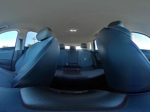 Used 2026 Volkswagen Tiguan SE AWD/4WD image 44