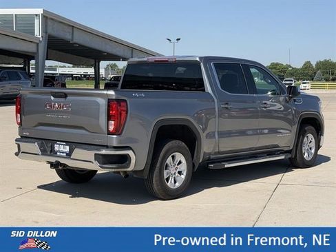 Used 2020 GMC Sierra 1500 SLE w/ SLE Value Package AWD/4WD image 4