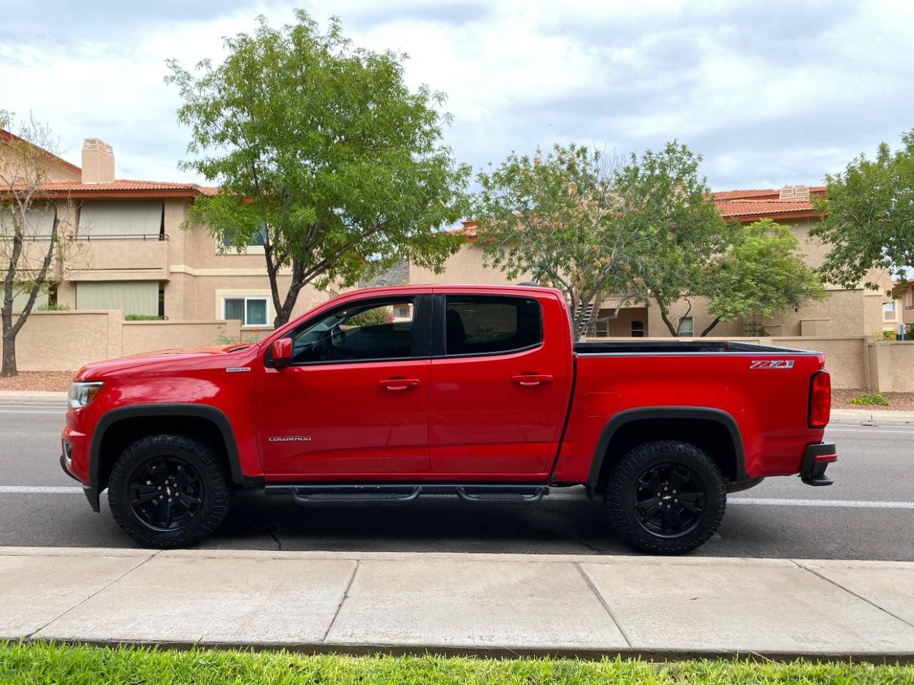 Used 2017 Chevrolet Colorado Z71 AWD/4WD image 11