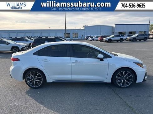 Used 2021 Toyota Corolla SE w/ SE Premium Package image 15