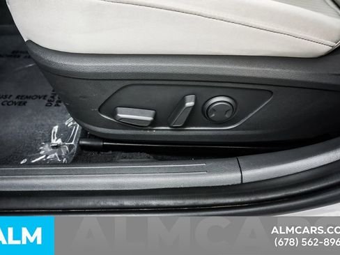 Used 2025 Hyundai Sonata SEL FWD image 30