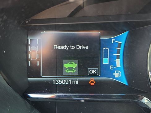 Used 2019 Lincoln MKZ Reserve w/ Reserve Plus Package FWD image 2