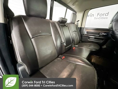 Used 2016 RAM 1500 Laramie w/ Convenience Group image 15