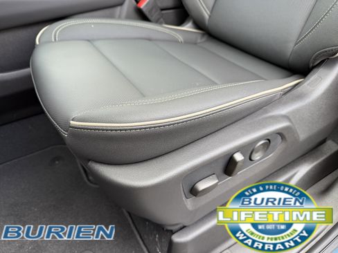 New 2026 Chevrolet Suburban Premier image 13