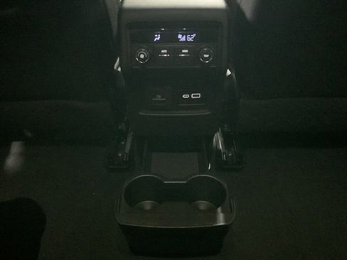Used 2022 GMC Acadia SLE w/ Driver Convenience Package AWD/4WD image 37
