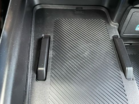 New 2025 Ford Bronco Badlands image 12