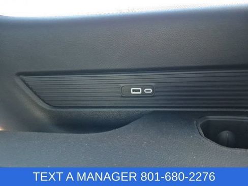 Used 2023 Jeep Wagoneer Series II w/ Premium Group I AWD/4WD image 23