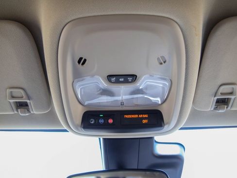 Used 2025 Buick Encore GX Preferred FWD image 18