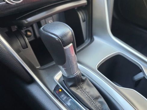 Used 2019 Honda Accord Sport image 29