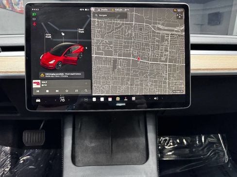 Used 2021 Tesla Model 3 Standard Range Plus image 25