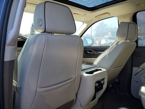 Used 2023 GMC Yukon XL Denali image 32