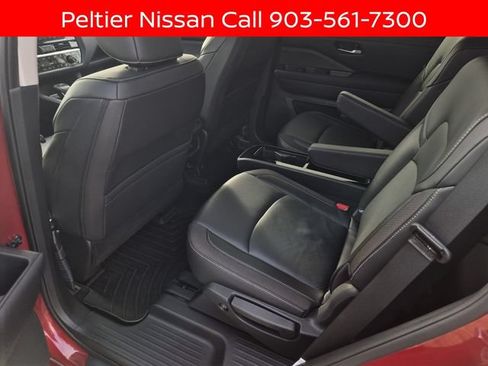 Certified 2025 Nissan Pathfinder SL w/ SL Premium Package FWD image 25