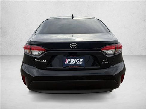 Used 2026 Toyota Corolla LE FWD image 6