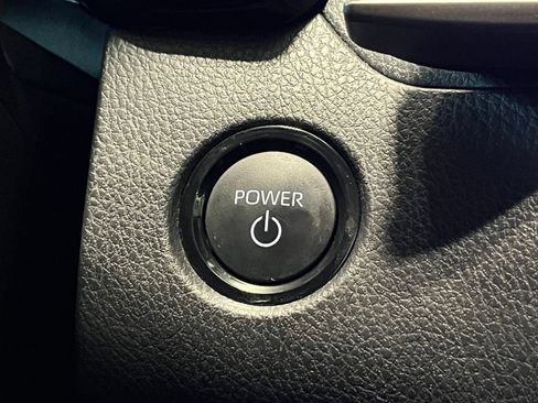 Used 2025 Toyota Camry XSE FWD image 29