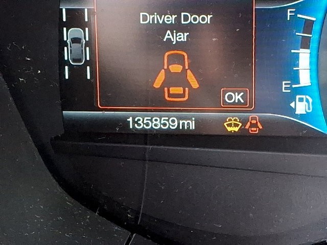 Used 2019 Ford Fusion SE FWD image 16