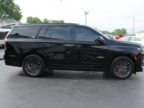 Used 2023 Cadillac Escalade V AWD/4WD image 15