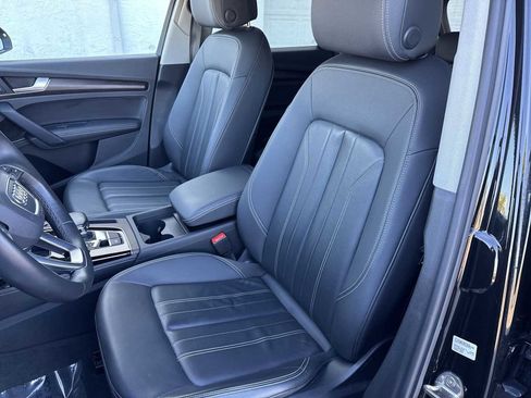 Used 2023 Audi Q5 Premium Plus image 16