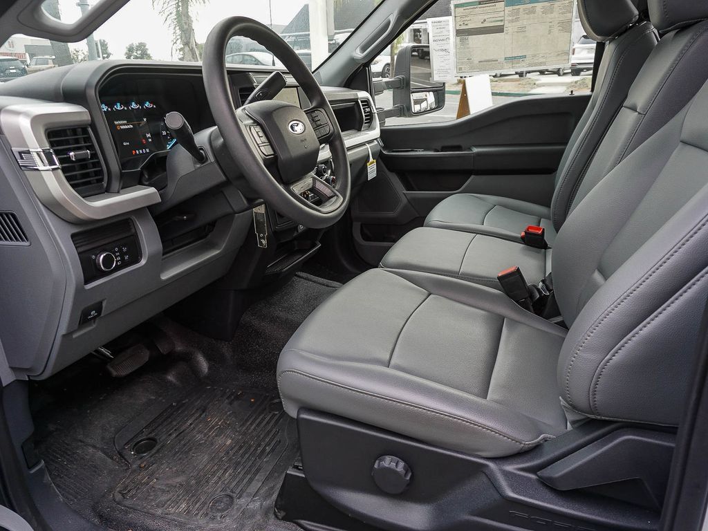New 2025 Ford F350 XL RWD image 18