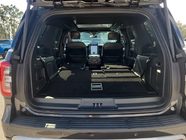 Certified 2024 Ford Expedition Platinum AWD/4WD image 11