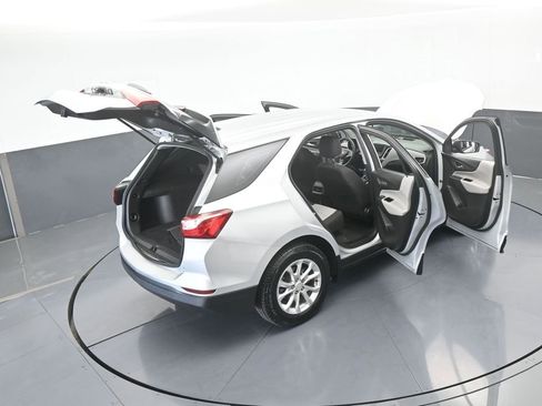 Used 2020 Chevrolet Equinox LS image 64