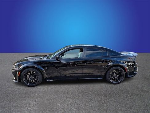 Used 2023 Dodge Charger SRT Hellcat w/ Harman/Kardon Audio Group image 2