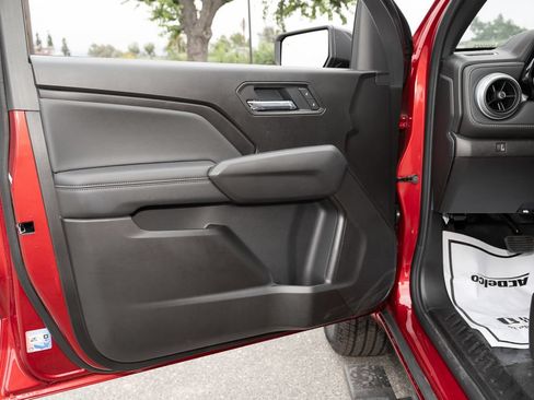 New 2026 Chevrolet Colorado LT RWD image 16