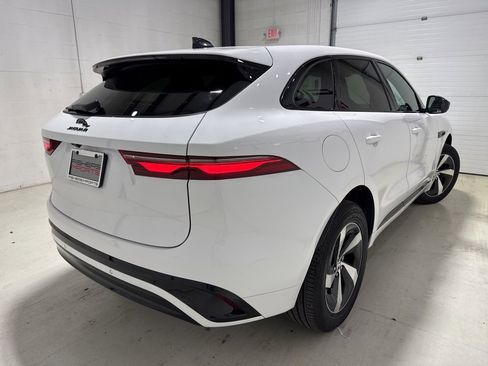Used 2025 Jaguar F-PACE R-Dynamic S image 4