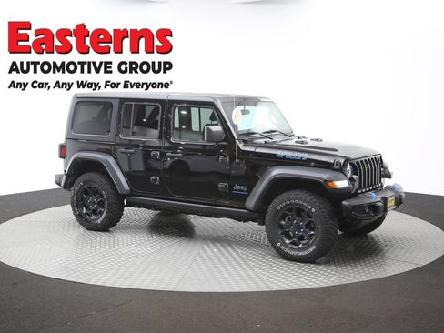 Used 2023 Jeep Wrangler Unlimited w/ Convenience Group AWD/4WD image 48