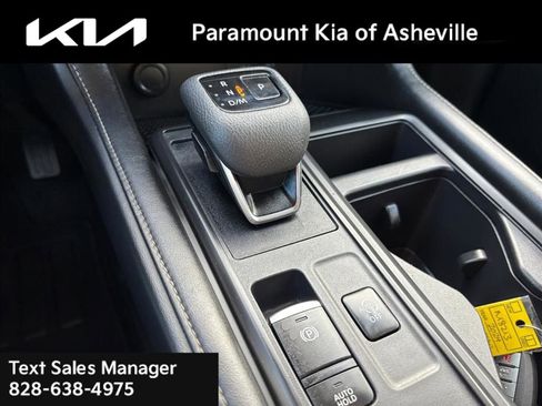 Used 2024 Nissan Pathfinder S image 27