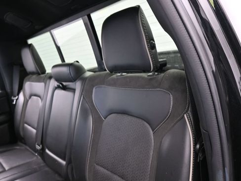 Used 2023 RAM 1500 Laramie RWD image 30
