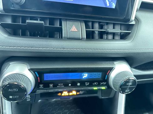 Used 2024 Toyota RAV4 LE image 27