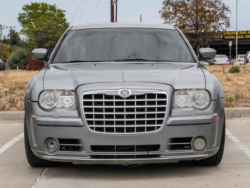 Used 2006 Chrysler 300 SRT8 w/ SRT Option Group II RWD image 5