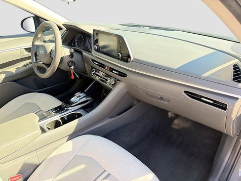 Used 2021 Hyundai Sonata SE image 13