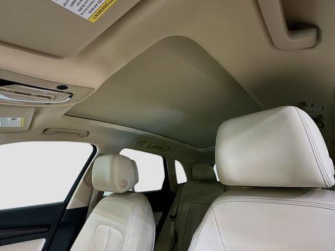 Used 2023 Audi Q5 2.0T Premium w/ Convenience Package image 27