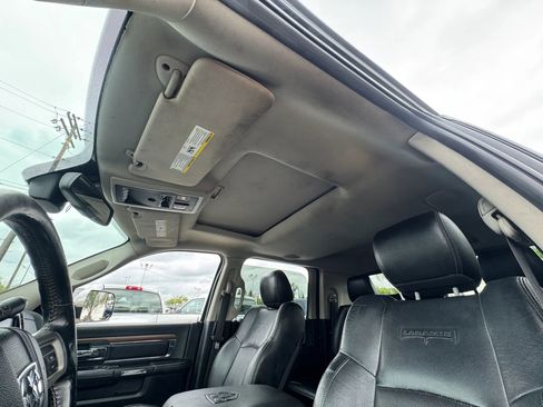 Used 2014 RAM 3500 Laramie w/ Black Appearance Group AWD/4WD image 34