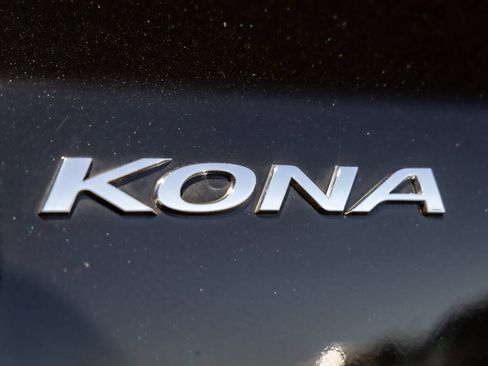 Used 2023 Hyundai Kona SEL w/ Convenience Package FWD image 11