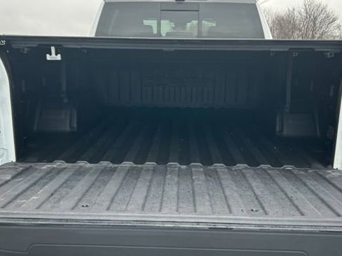 Used 2023 Chevrolet Silverado 1500 ZR2 w/ Technology Package image 11