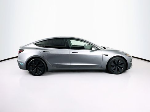 Used 2025 Tesla Model 3 Long Range image 10