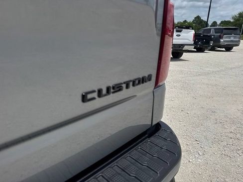 Used 2025 Chevrolet Silverado 1500 Custom w/ Turbomax Blackout Package RWD image 12