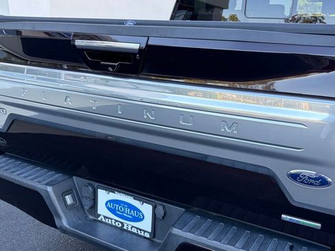 Used 2018 Ford F150 Platinum w/ Equipment Group 701A Luxury AWD/4WD image 35