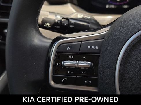 Certified 2023 Kia Sorento SX AWD/4WD image 31