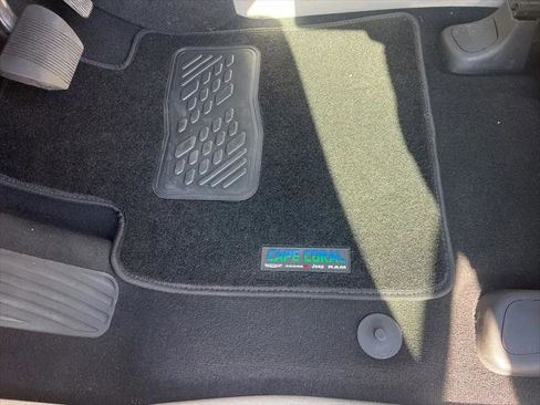 Certified 2023 Chrysler Pacifica Touring-L FWD image 59