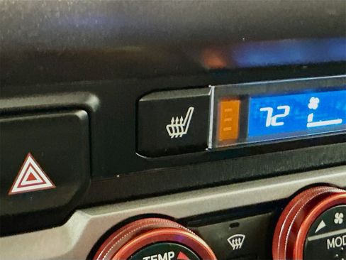 Certified 2023 Toyota Tacoma Limited image 21