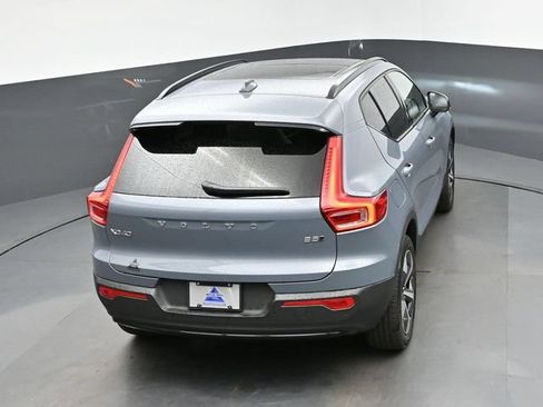 Used 2023 Volvo XC40 B5 Plus w/ Protection Package Premier AWD/4WD image 21