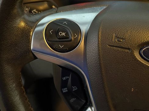 Used 2019 Ford Transit 150 XLT image 12