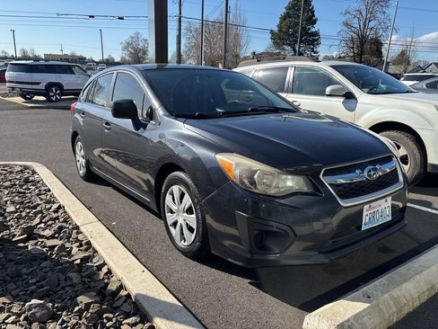 Used 2012 Subaru Impreza 2.0i image 3