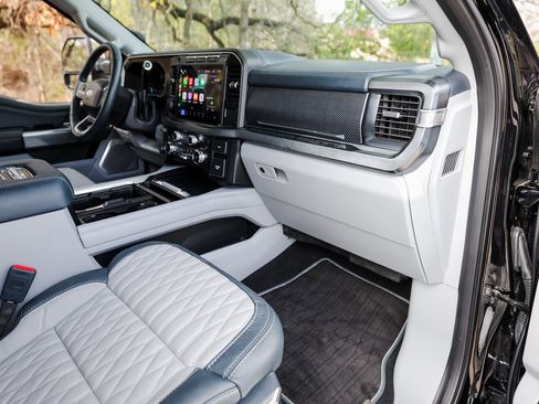 Used 2024 Ford F250 Limited image 29