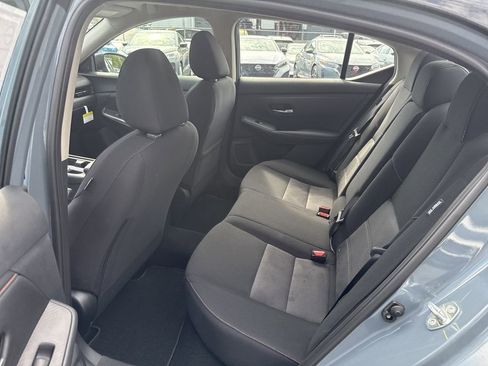New 2025 Nissan Sentra SR FWD image 16